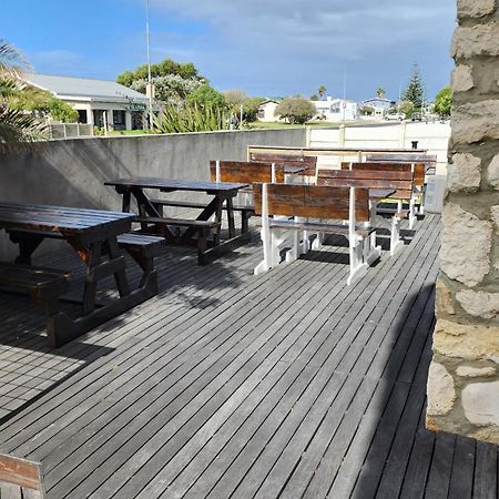 Stonehouse On Main Hotel Struisbaai Exterior foto
