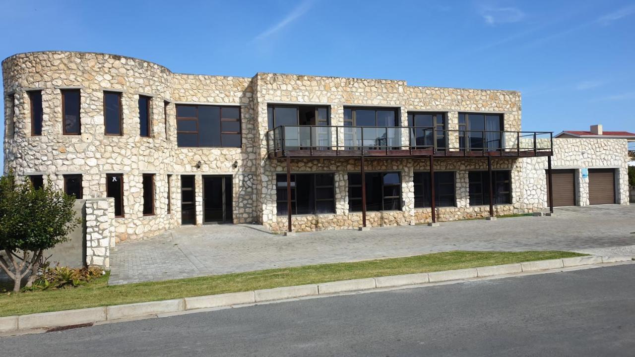 Stonehouse On Main Hotel Struisbaai Exterior foto