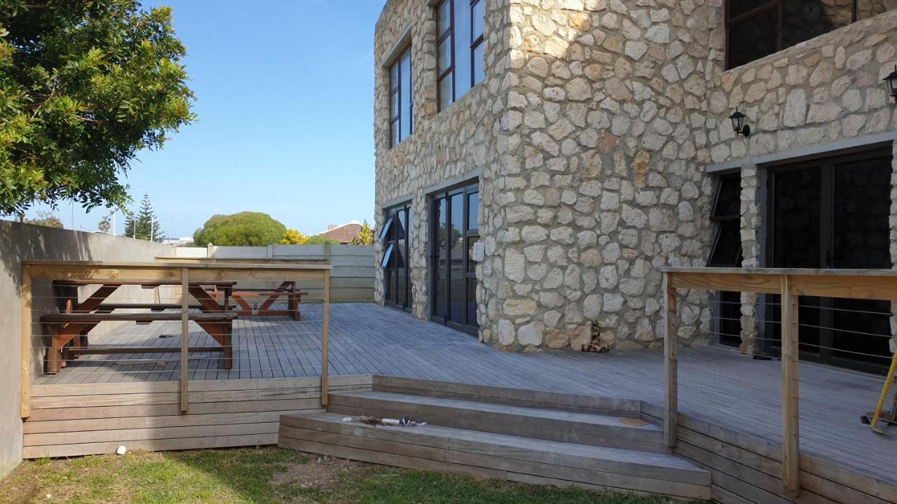 Stonehouse On Main Hotel Struisbaai Exterior foto