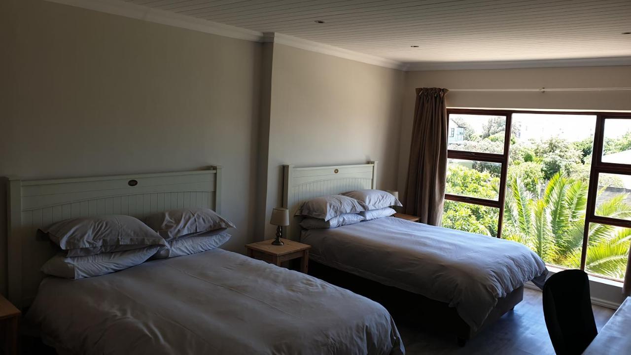 Stonehouse On Main Hotel Struisbaai Quarto foto